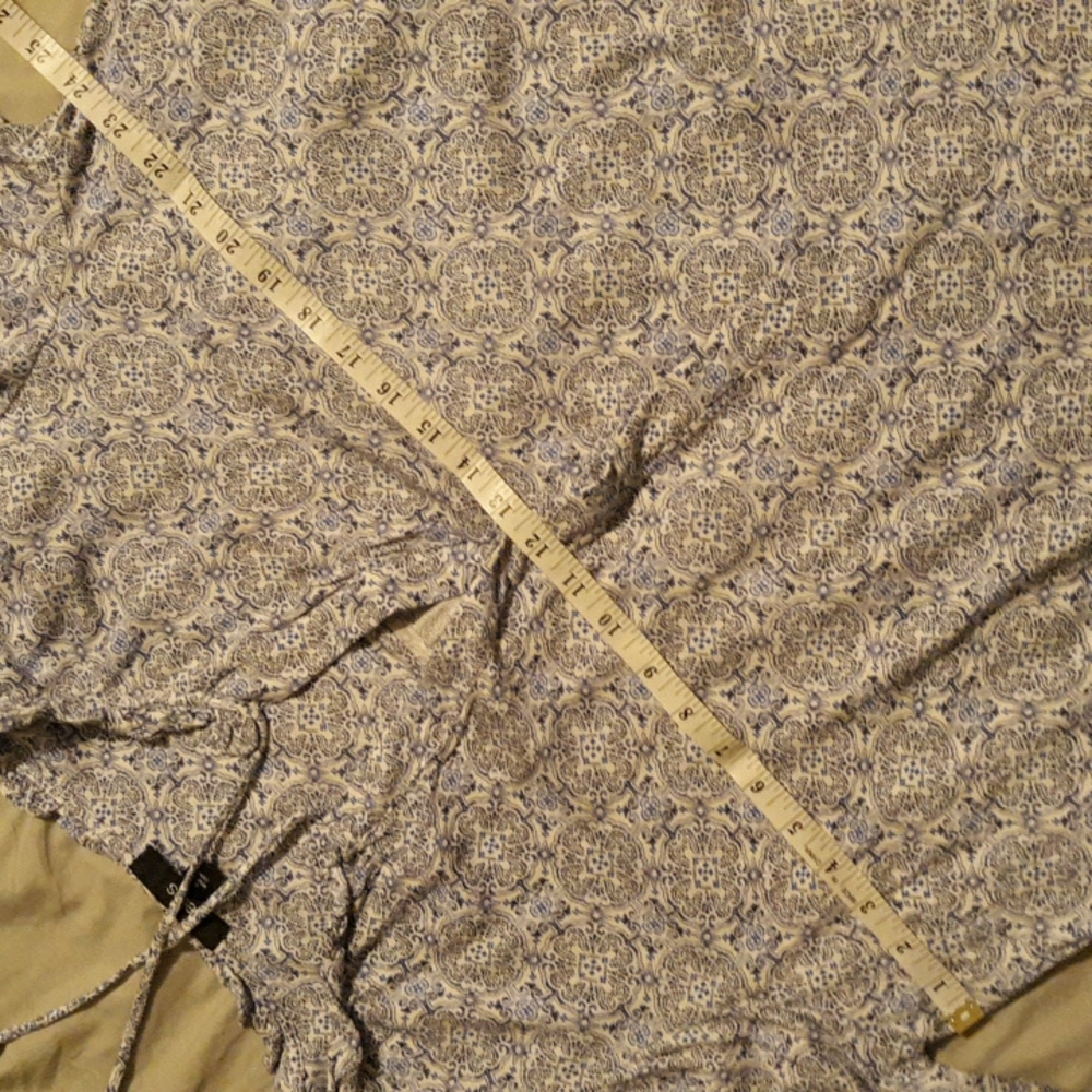 Half Button Down W/Ruffle Split Neck W/Ties - image 8